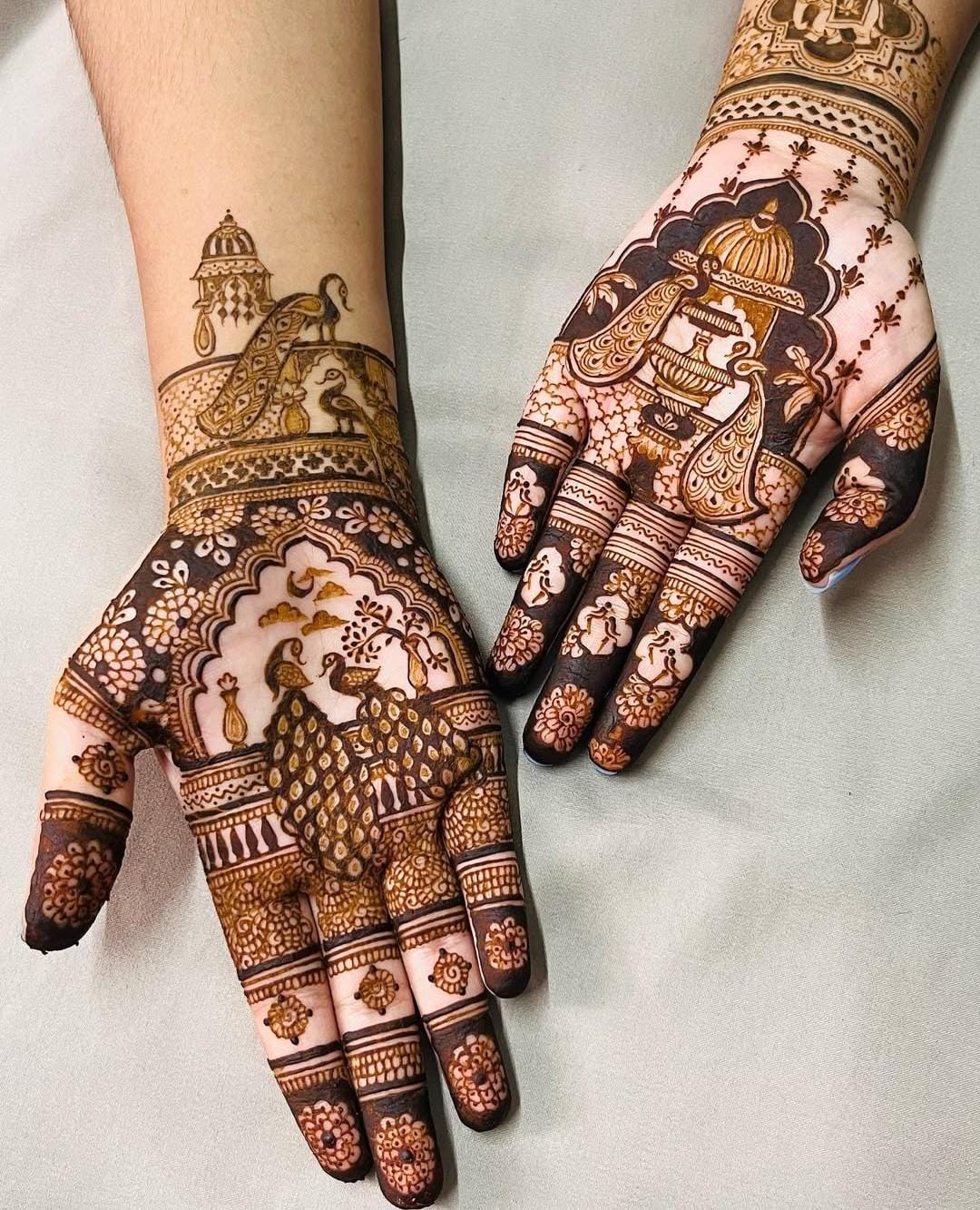 Beautiful Mehndi design for Bhai Dooj.