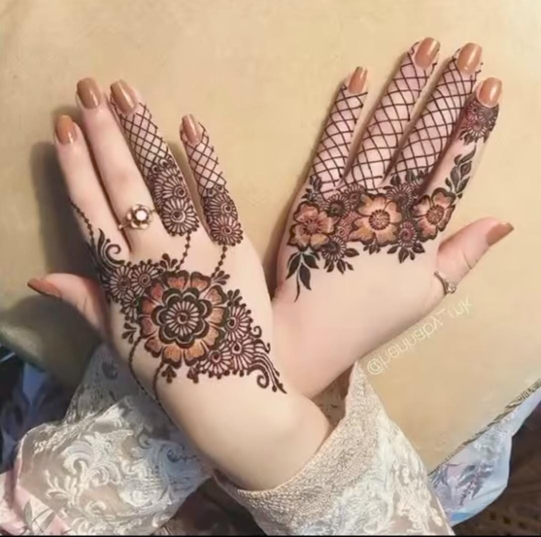 Yet another elegant Mehndi design for Eid.